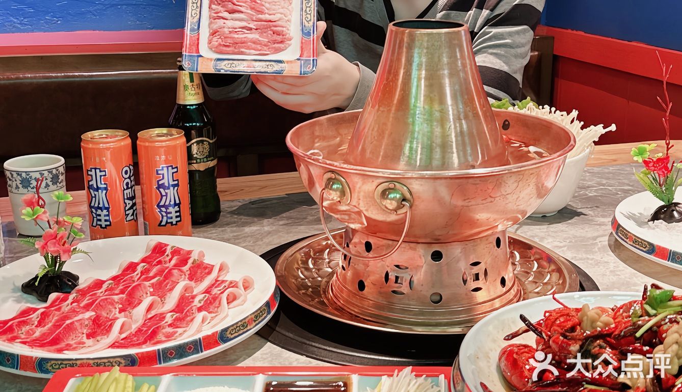 小龙虾和烤鸭这对CP，一下子撞进了我心坎里了！