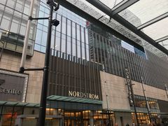 -太平洋中心(CF Pacific Centre)