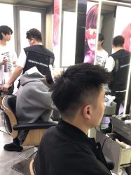 -藤野造型烫发染发