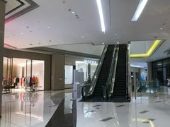 -中航城君尚购物中心