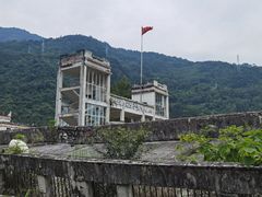 -四川汶川特大地震漩口中学遗址