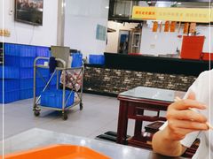 -牛一嘴·兰州牛肉面·大盘鸡(财富中心店)