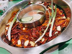 鸳鸯锅-周幺妹重庆老火锅(银泰城总店)