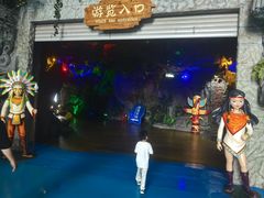 -泉城欧乐堡海洋极地世界