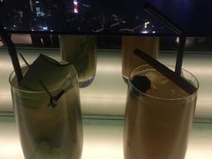 -OZONE 顶楼酒吧(香港丽思卡尔顿酒店)