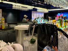 -上海锦江汤臣洲际大酒店柒酒廊