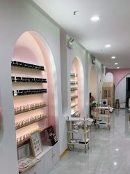 -花系美·美甲美睫精品店