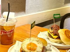 -Thanks美式餐厅(汉堡咖啡店)