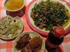 -老方桌烂蹄花川菜馆(九龙坡店)