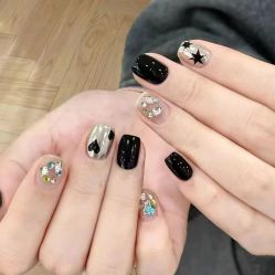 -桃色美甲沙龙