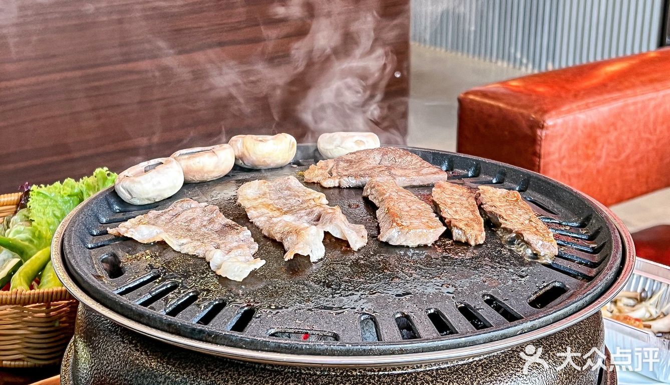 沉浸式吃肉｜我好像到了樱花国的居酒屋🏮