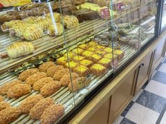 面包甜点陈列柜-味多美(民星路店)