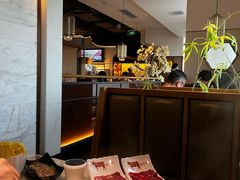 -左庭右院鲜牛肉火锅(浦江欢乐颂店)