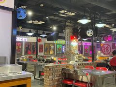 -马路牙子烧烤音乐酒馆(望京店)