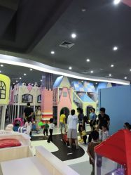 -雅乐达儿童乐园(海韵广场店)