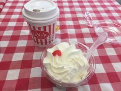 -红宝石·鲜奶小方·海派西点房(南丹店)