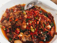 辣椒炒肉-笨罗卜浏阳菜馆(星沙店)