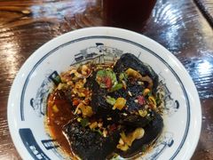 -黑白电视长沙小吃(美林M·LIVE天地东座店)