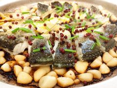 红胡椒啫大黄鱼-新光酒家·河豚·海鲜·蟹料理(浦东店)