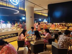 -涨巢·潮玩水疗局