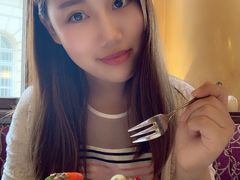 -中央咖啡馆