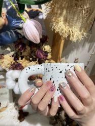 -NEW LOOK-绿麓 · 美甲美睫脱毛工作室