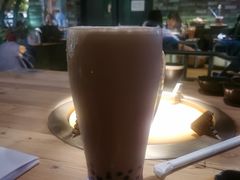 大红袍珍珠奶茶-湊湊火锅·茶憩(杭州湖滨银泰in77店)