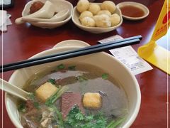 -佬钱湾仔(衣裳街店)