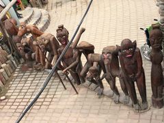 -呀路古热带植物园-恐龙馆