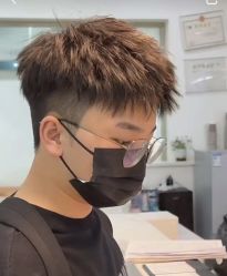 -绅仕門男士理发馆