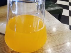 -愉肴麻辣香锅(中山路店)