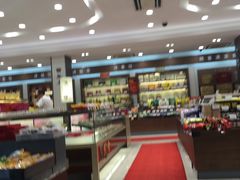-上海市长春食品商店(淮海中路店)