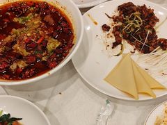 -鑫巴蜀小镇 · 水煮鱼专研店(玉桥店)