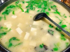 -95号酱骨·一块豆腐(展春园西路店)