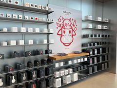 -Apple零售店(华贸购物中心店)