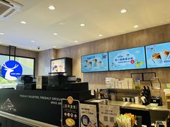 -瑞幸咖啡(梅花园地铁站店)