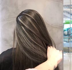-东秀护肤造型