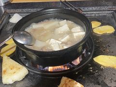 -有一锅·野生菌黑山羊腊排骨火锅(古城北门店)