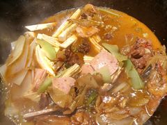 -锅来乐地锅鸡(安亭店)