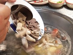 -羊来顺冰煮鲜羊 铁锅烀羊肉(中央大街店)