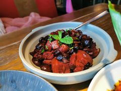 蘑菇红烧肉-中8楼风尚云南菜(颐堤港店)