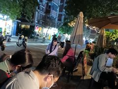 -CowCow其其·牛杂咖啡公司(六运店)