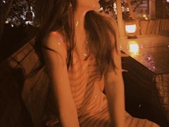 -城墙外BAR