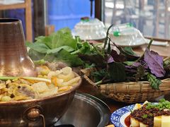 -岳记兴隆·青城腊排铜火锅(融创店)
