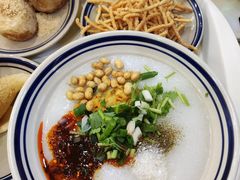 -正南齐北·老街糯米团(洪崖洞店)