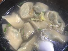 荠菜鲜肉馄饨-广慈小吃铺沪味佳饭堂