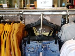 -H&M(鹏欣水游城店)