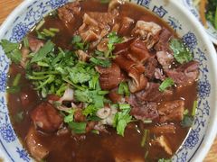 卤煮火烧-门框胡同百年卤煮(新街口店)