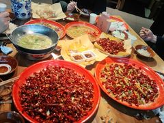 -半步颠小酒馆(繁花中心)
