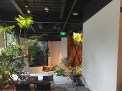 -J Create城市露营咖啡·简餐·宠物(上海动物园店)